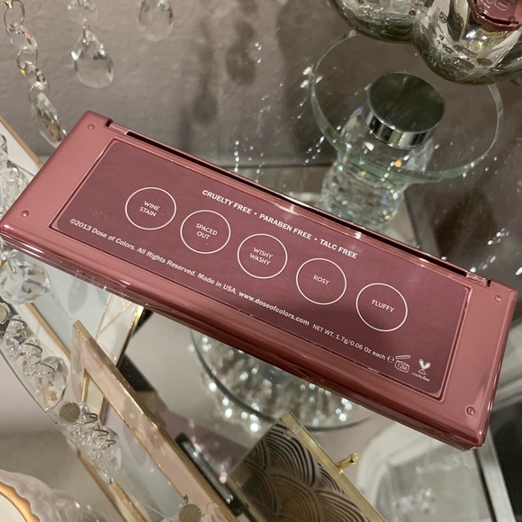 DOSE OF COLORS 💕 Marvelous Mauves Palette - Picture 3 of 8